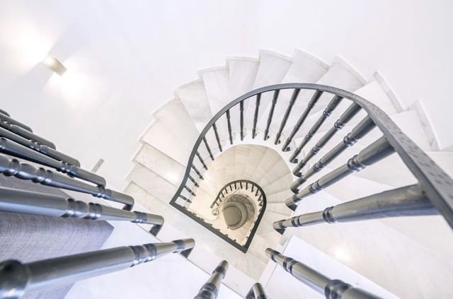 4 soveværelse Semi-Rækkehus til salg i Golden Mile, Marbella med swimmingpool garage - € 1.700.000 (Ref: 9239847)