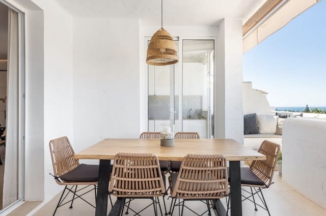 3 chambre Penthouse à vendre à Nueva Andalucia, Marbella avec piscine garage - 795 000 € (Ref: 9242868)