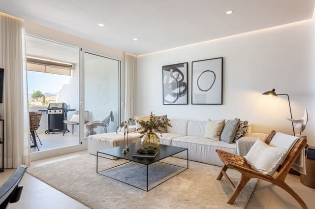 3 chambre Penthouse à vendre à Nueva Andalucia, Marbella avec piscine garage - 795 000 € (Ref: 9242868)