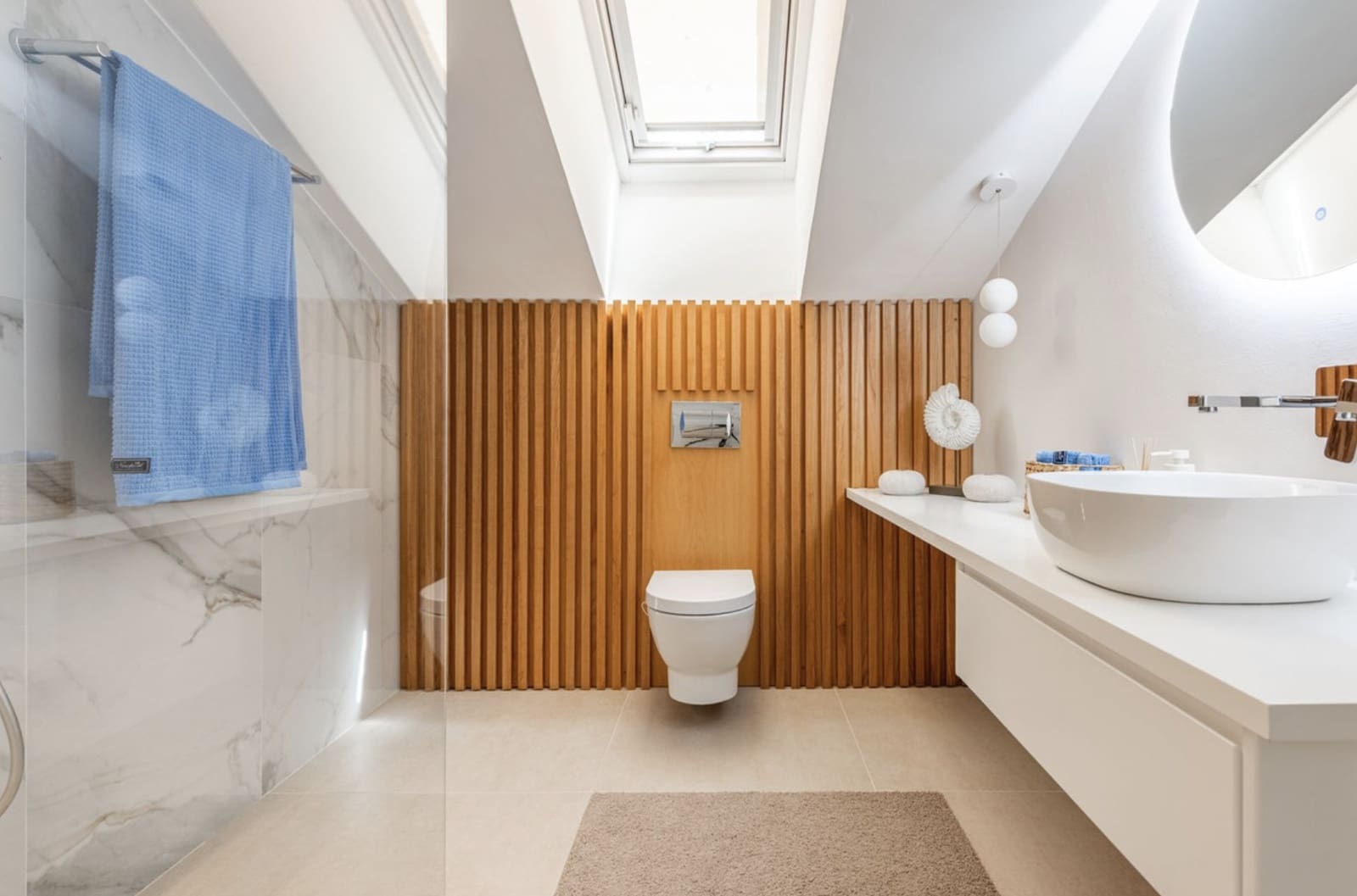 3 sypialnia Penthouse na sprzedaż w Nueva Andalucia z basenem garażem - 795 000 € (Ref: 9242868)