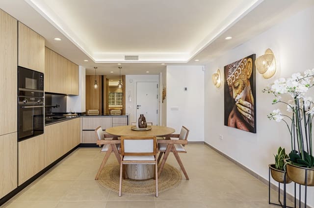 3 slaapkamer Appartement te koop in Nueva Andalucia, Marbella met zwembad garage - € 795.000 (Ref: 9251990)