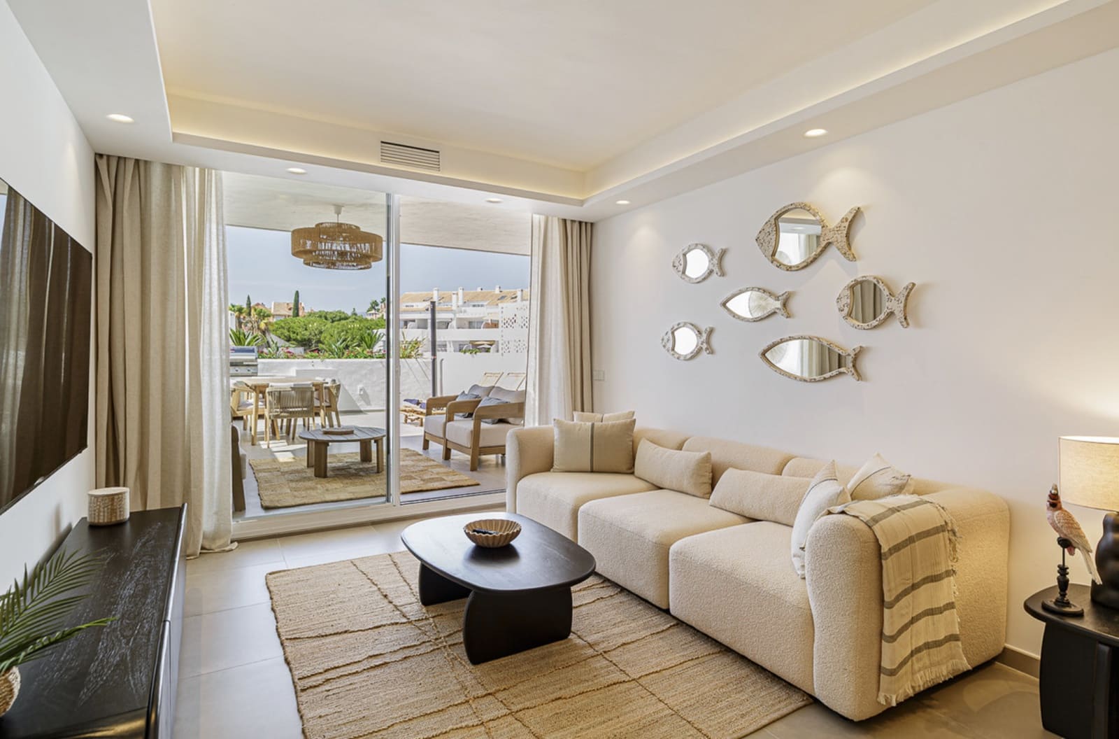 3 soveværelse Lejlighed til salg i Nueva Andalucia med swimmingpool garage - € 795.000 (Ref: 9251990)
