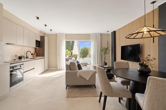 4 slaapkamer Appartement te koop in Nueva Andalucia, Marbella met zwembad garage - € 825.000 (Ref: 9251992)