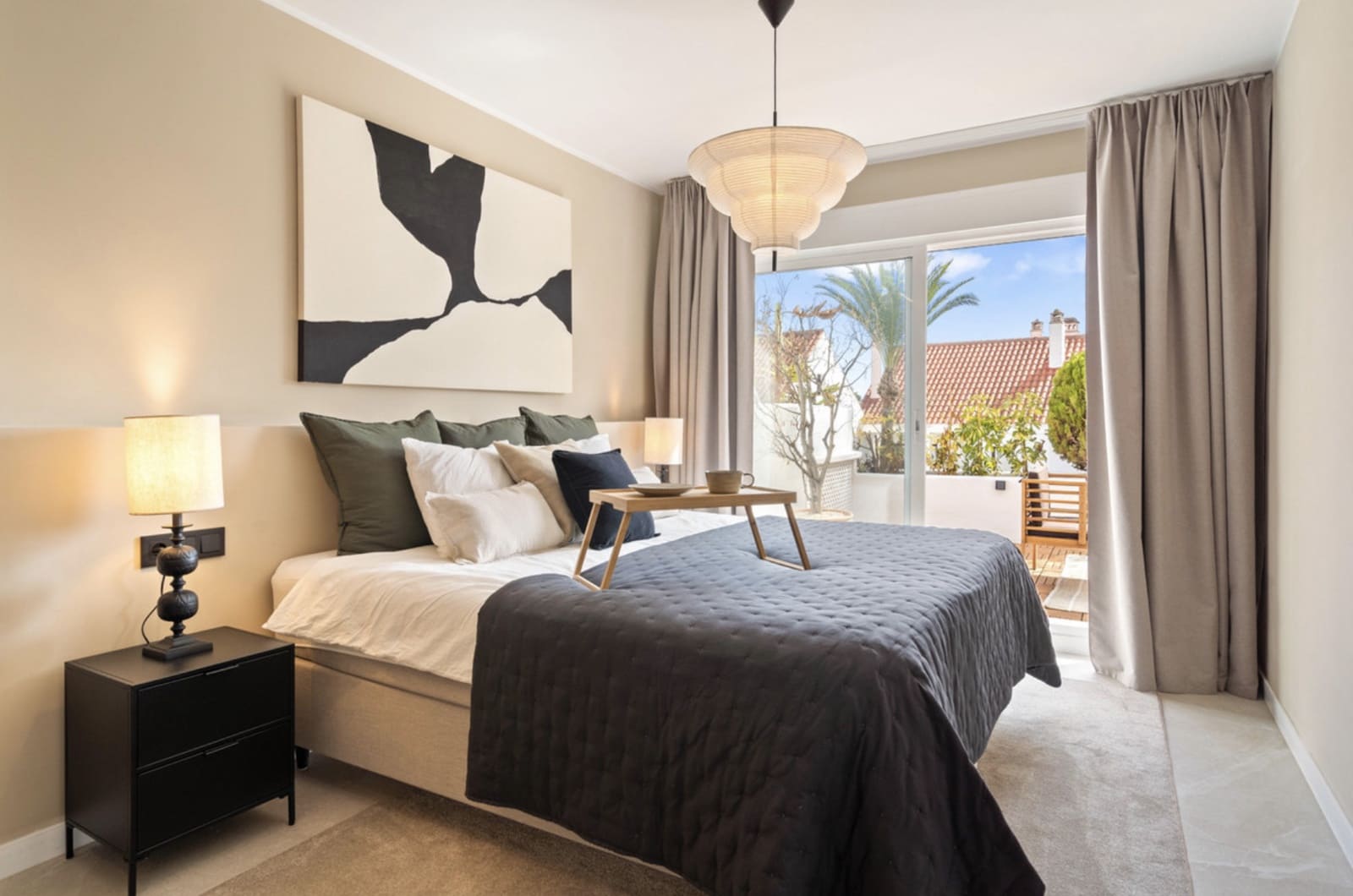 Apartamento de 4 habitaciones en Nueva Andalucia en venta con piscina garaje - 825.000 € (Ref: 9251992)