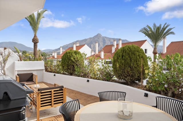 4 slaapkamer Appartement te koop in Nueva Andalucia, Marbella met zwembad garage - € 825.000 (Ref: 9251992)