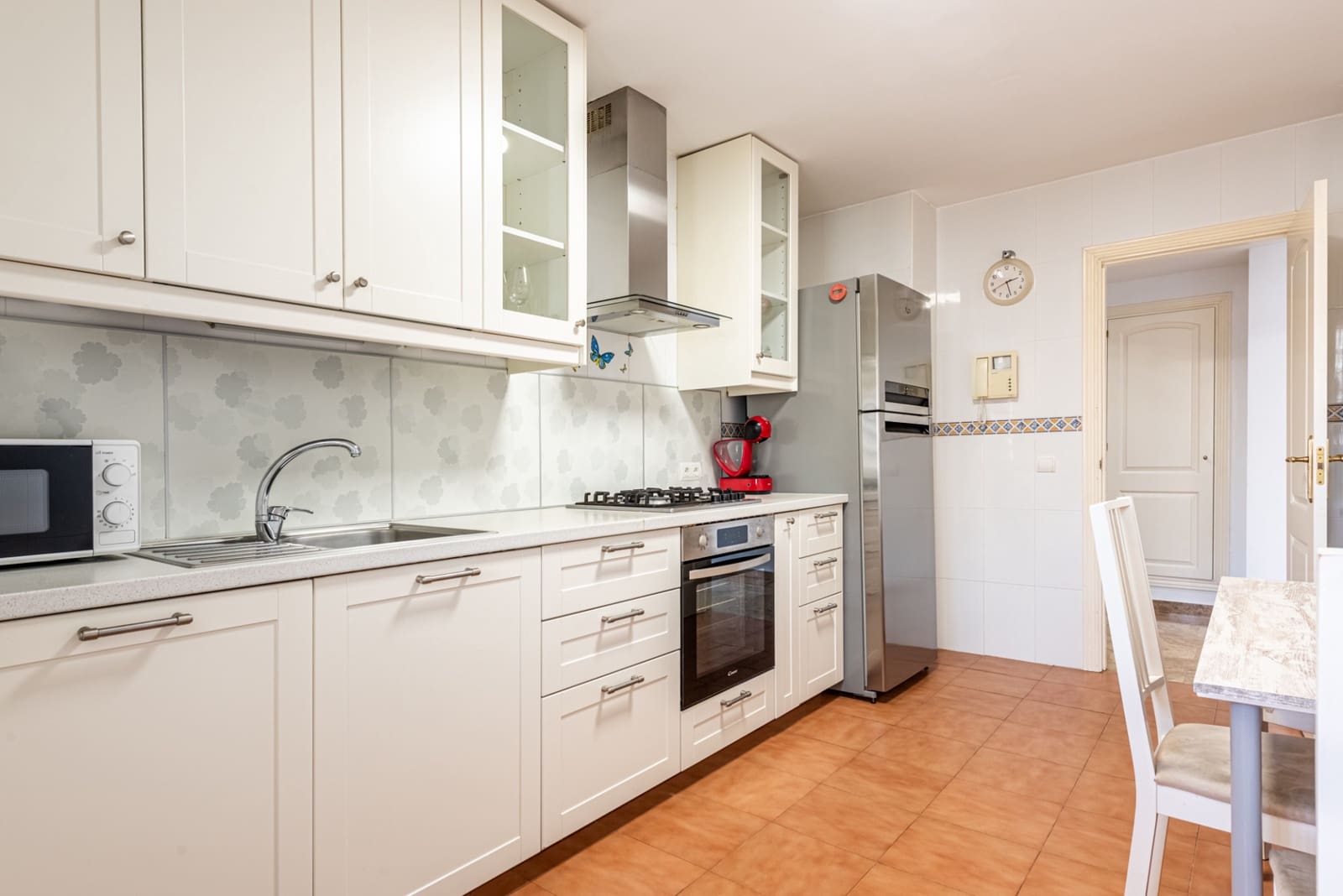 Apartamento de 2 habitaciones en San Pedro de Alcantara en venta con piscina garaje - 550.000 € (Ref: 9251993)