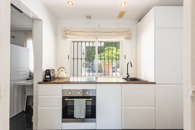 2 sovrum Lägenhet till salu i La Quinta, Benahavís med pool garage - 429 000 € (Ref: 9255023)