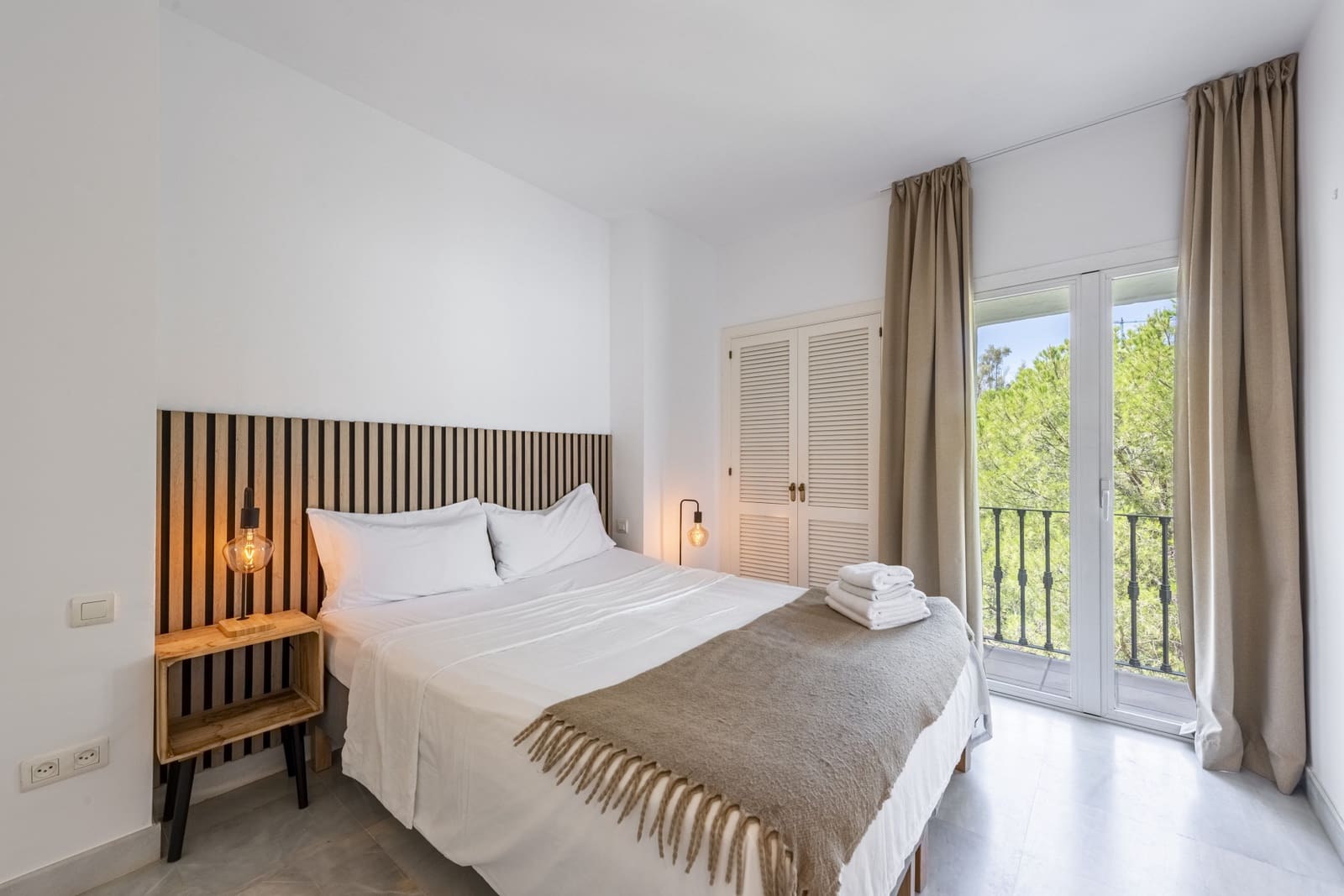 2 makuuhuone Huoneisto myytävänä paikassa La Quinta mukana uima-altaan 
autotalli - 429 000 € (Ref: 9255023)