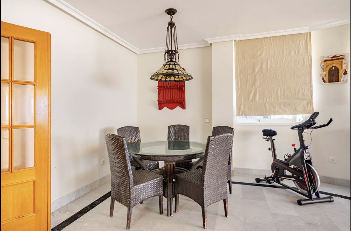 3 slaapkamer Penthouse te koop in Marbella met zwembad garage - € 1.350.000 (Ref: 9255025)