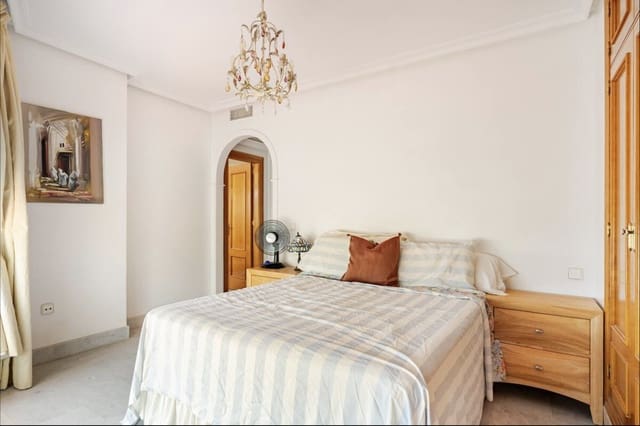 3 slaapkamer Penthouse te koop in Marbella met zwembad garage - € 1.350.000 (Ref: 9255025)