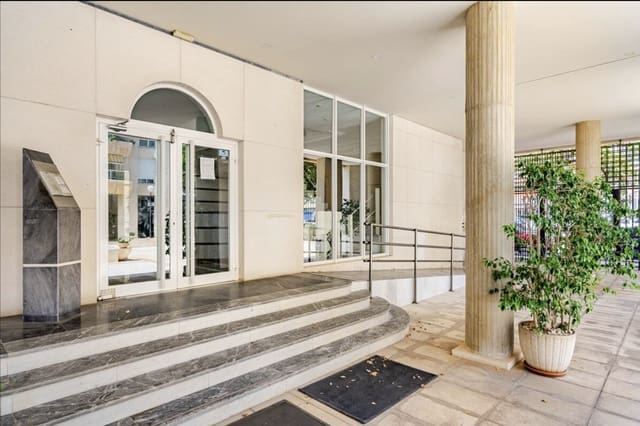 3 slaapkamer Penthouse te koop in Marbella met zwembad garage - € 1.350.000 (Ref: 9255025)