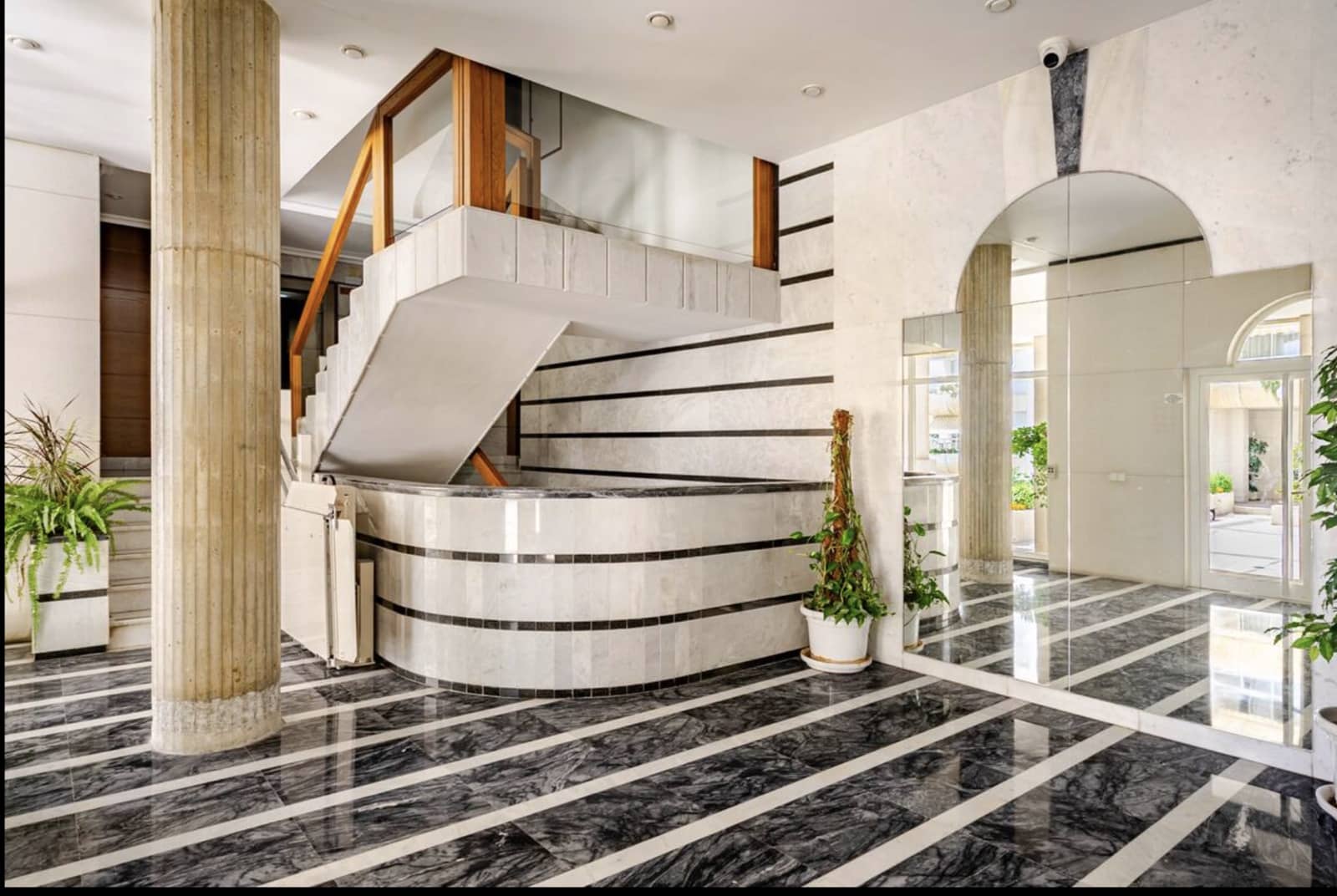 3 slaapkamer Penthouse te koop in Marbella met zwembad garage - € 1.350.000 (Ref: 9255025)