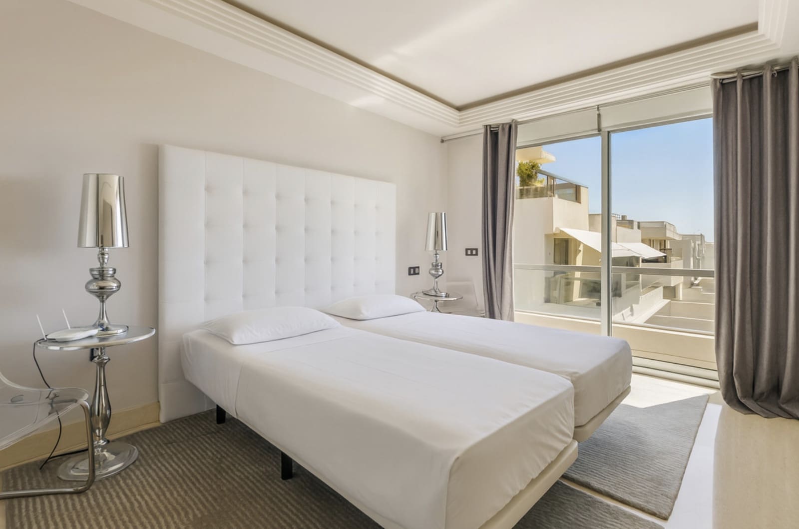 2 slaapkamer Appartement te koop in Benahavis met zwembad garage - € 675.000 (Ref: 9255027)