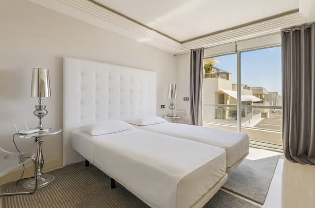 2 slaapkamer Appartement te koop in Benahavís met zwembad garage - € 675.000 (Ref: 9255027)