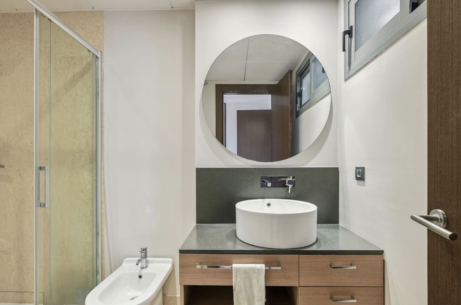 2 slaapkamer Appartement te koop in Benahavis met zwembad garage - € 675.000 (Ref: 9255027)