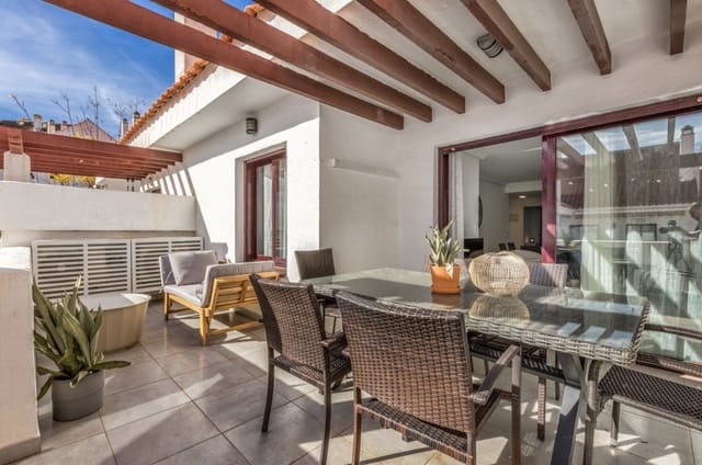 3 sovrum Lägenhet till salu i Marbella med pool garage - 695 000 € (Ref: 9257106)