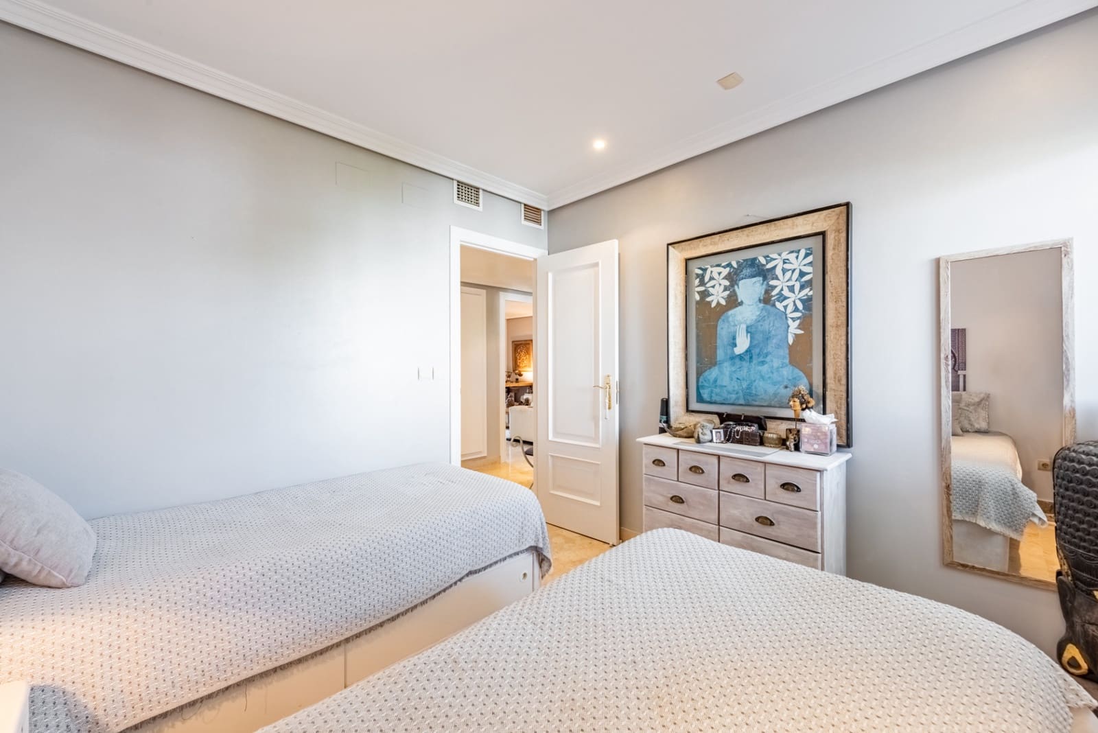 3 sovrum Lägenhet till salu i New Golden Mile med pool garage - 499 000 € (Ref: 9269330)