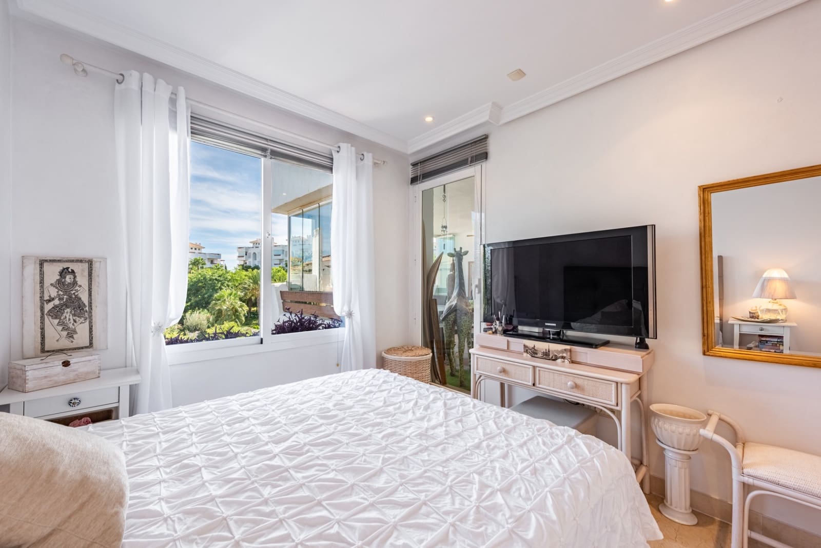 3 sovrum Lägenhet till salu i New Golden Mile med pool garage - 499 000 € (Ref: 9269330)