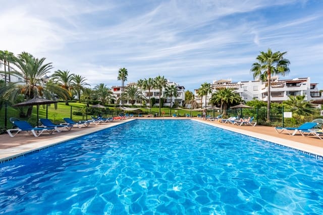 3 sovrum Lägenhet till salu i Selwo, Estepona med pool garage - 499 000 € (Ref: 9269330)