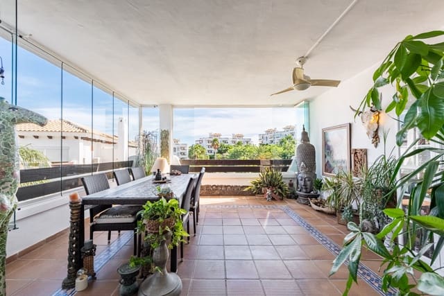 3 sovrum Lägenhet till salu i Selwo, Estepona med pool garage - 499 000 € (Ref: 9269330)