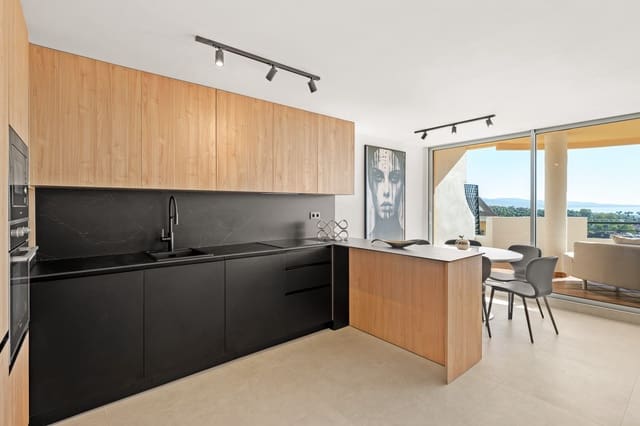 3 chambre Appartement à vendre à Marbella avec piscine garage - 912 000 € (Ref: 9272338)