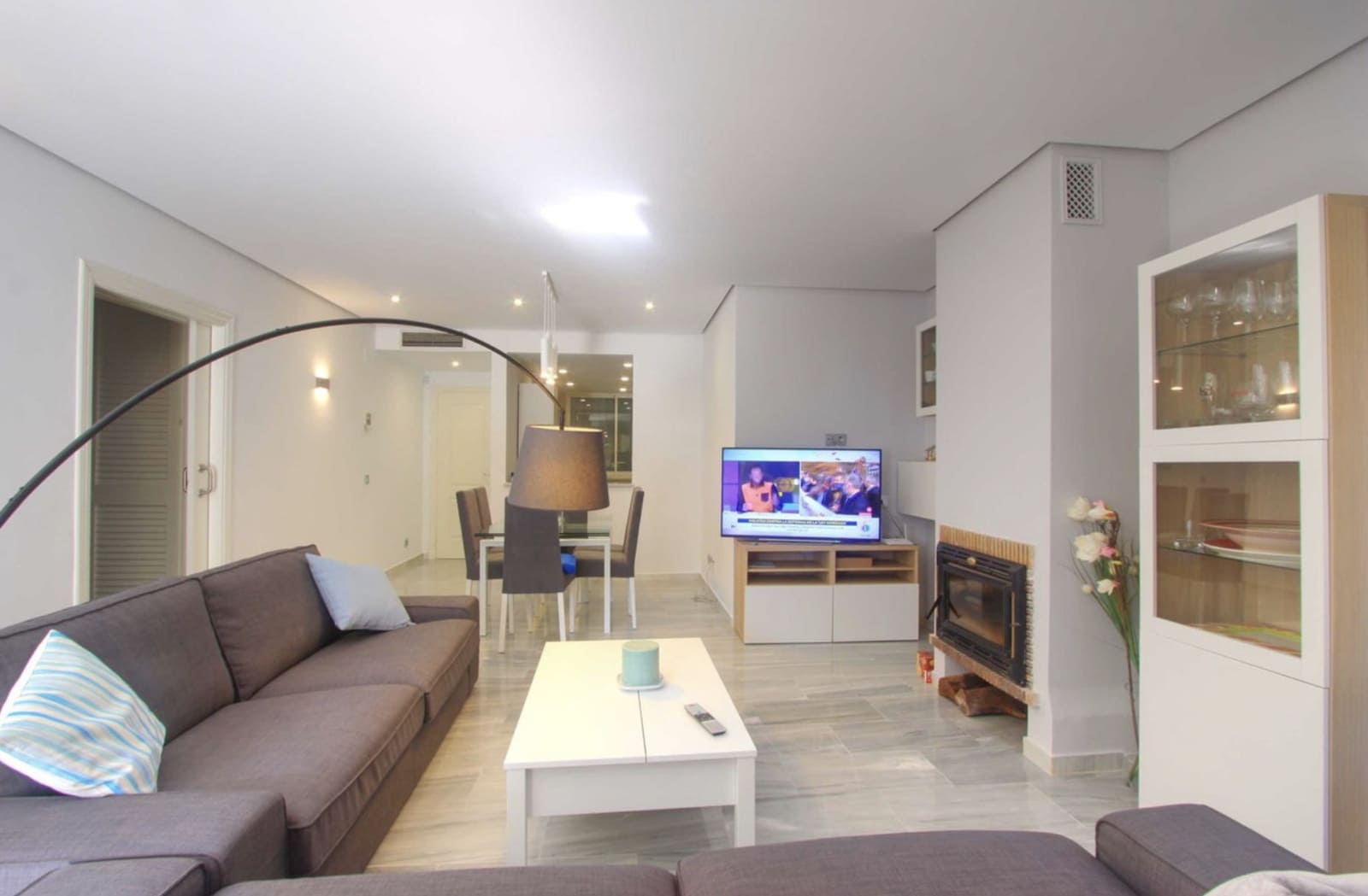 3 bedroom Apartment for sale in Marbella with pool garage - € 649,000 (Ref: 9272339)
