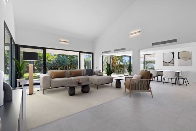 4 soveværelse Villa til salg i San Pedro de Alcantara, Marbella med swimmingpool garage - € 2.650.000 (Ref: 9272340)
