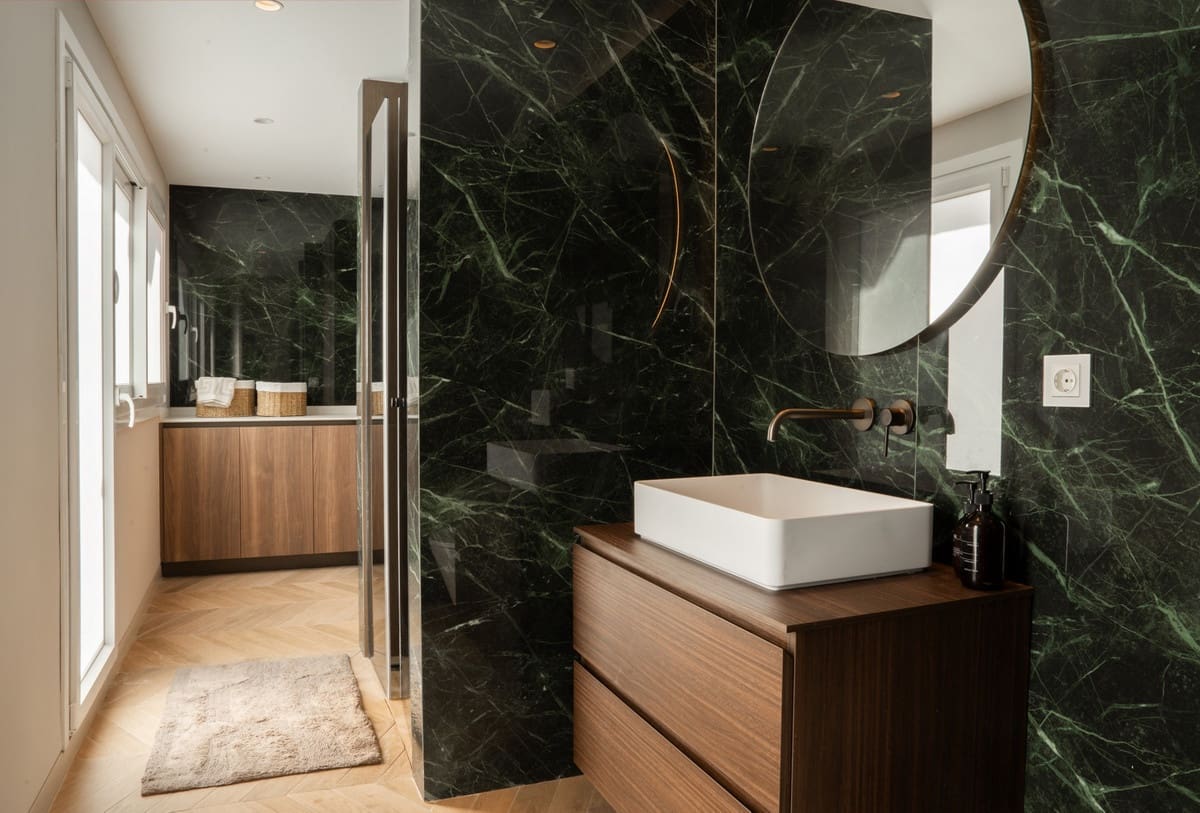 3 soverom Penthouse til salgs i Nueva Andalucia med svømmebasseng garasje - € 2 695 000 (Ref: 9285086)