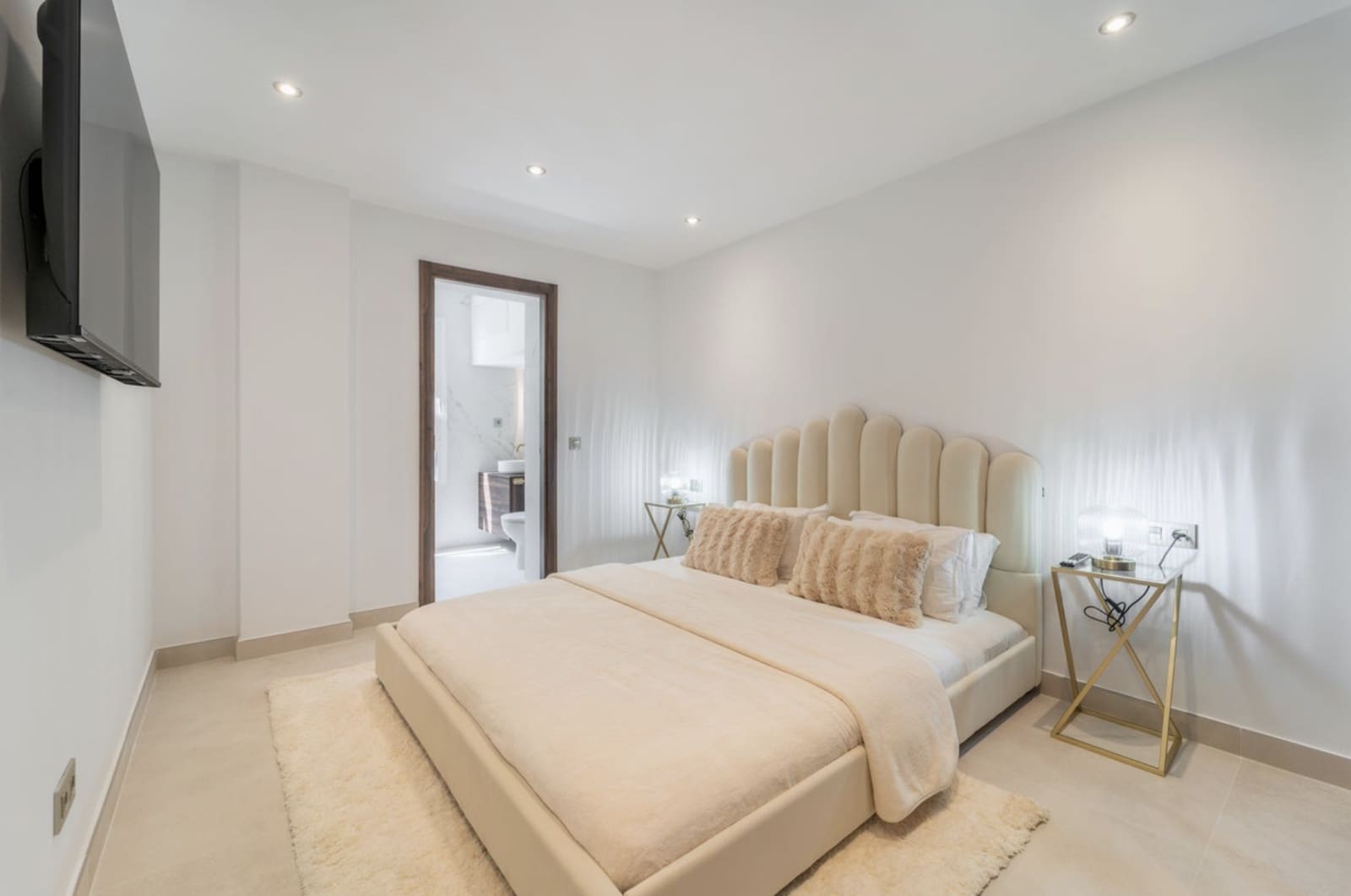 3 slaapkamer Penthouse te koop in La Quinta met zwembad garage - € 899.000 (Ref: 9285087)