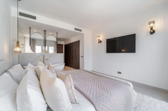 3 soveværelse Penthouse til salg i La Quinta, Benahavís med swimmingpool garage - € 899.000 (Ref: 9285087)