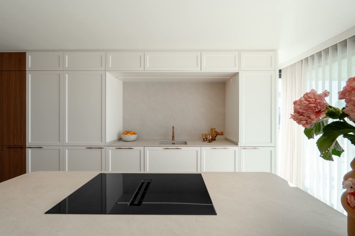 3 slaapkamer Appartement te koop in Nueva Andalucia met zwembad garage - € 1.850.000 (Ref: 9285090)