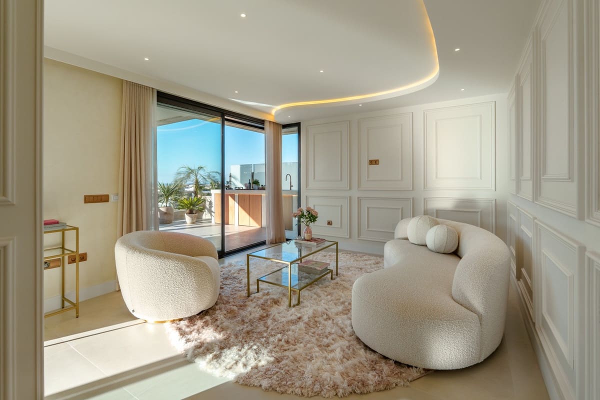 3 slaapkamer Appartement te koop in Nueva Andalucia met zwembad garage - € 1.850.000 (Ref: 9285090)