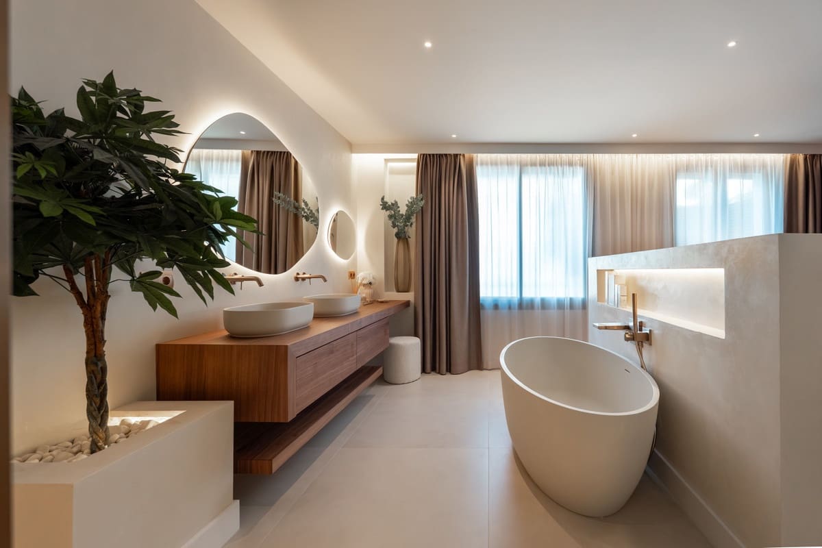 3 slaapkamer Appartement te koop in Nueva Andalucia met zwembad garage - € 1.850.000 (Ref: 9285090)