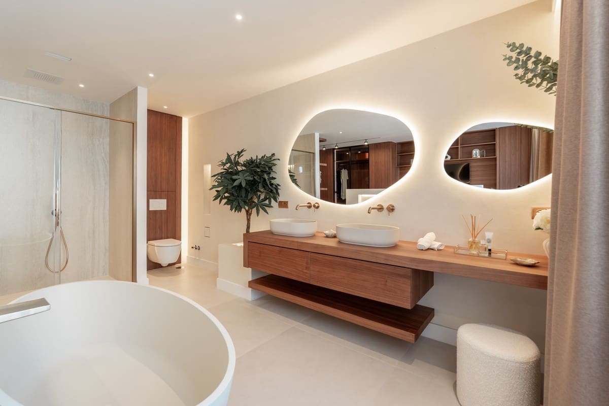 3 slaapkamer Appartement te koop in Nueva Andalucia met zwembad garage - € 1.850.000 (Ref: 9285090)