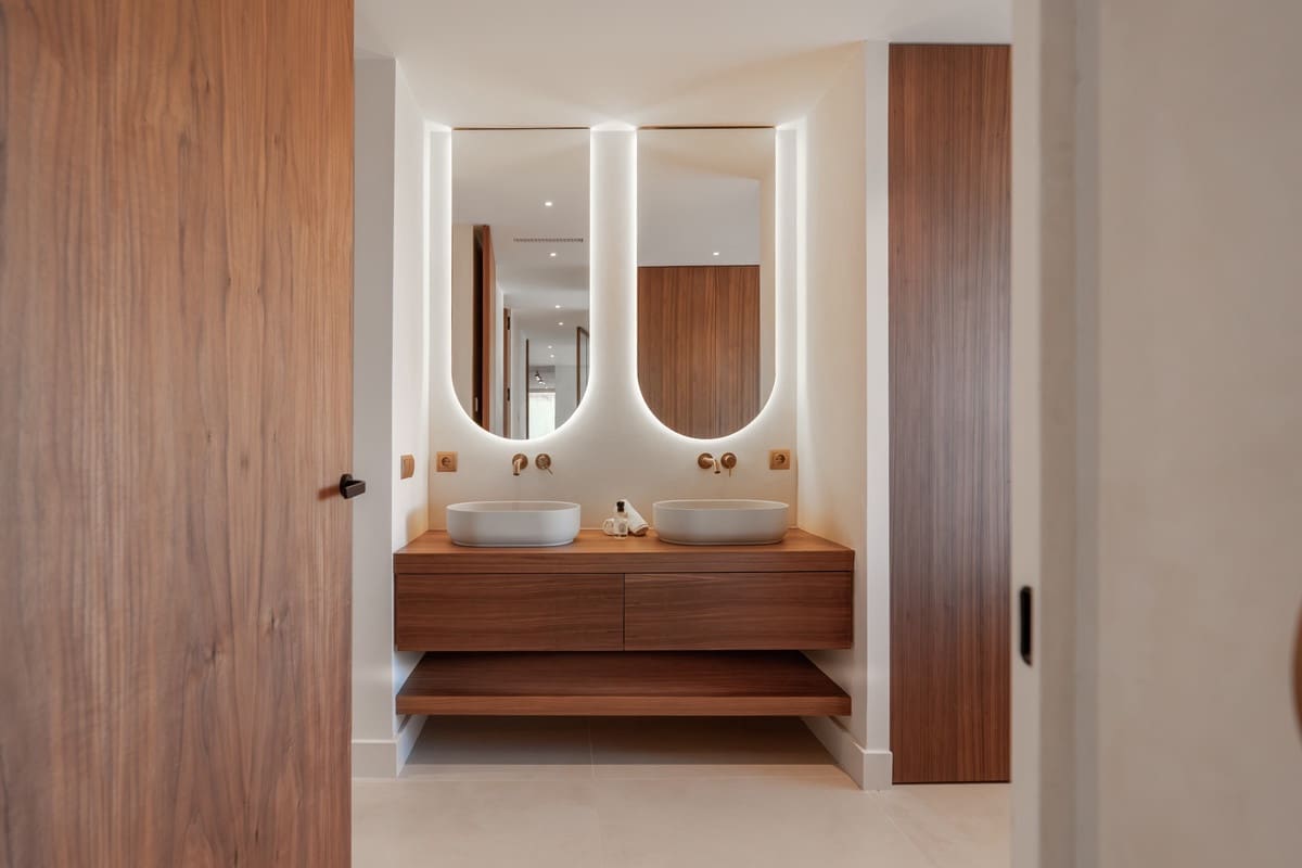 3 slaapkamer Appartement te koop in Nueva Andalucia met zwembad garage - € 1.850.000 (Ref: 9285090)