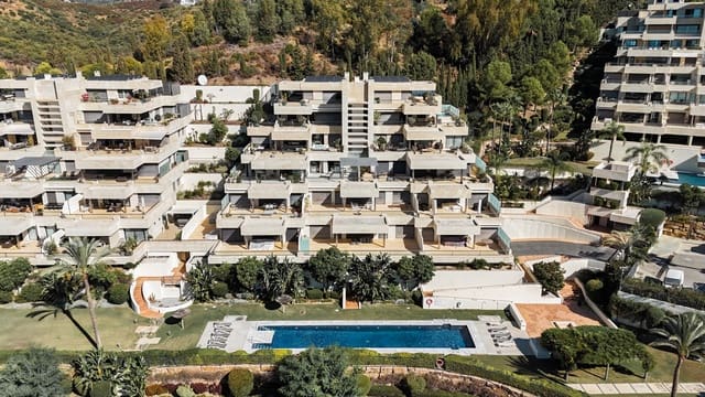 3 slaapkamer Appartement te koop in Nueva Andalucia, Marbella met zwembad garage - € 1.850.000 (Ref: 9285090)