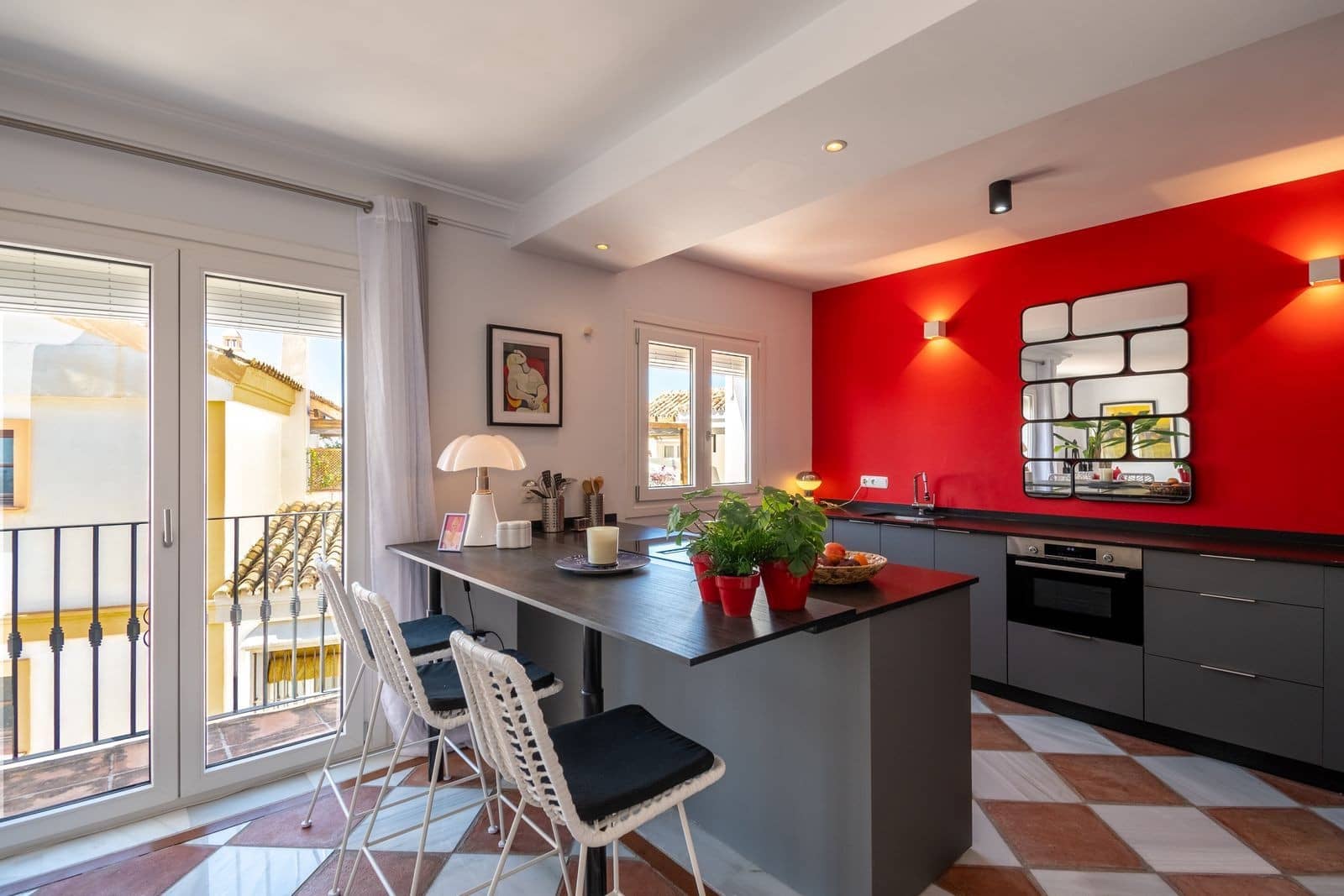 3 soveværelse Byhus til salg i La Heredia med swimmingpool garage - € 765.000 (Ref: 9288121)