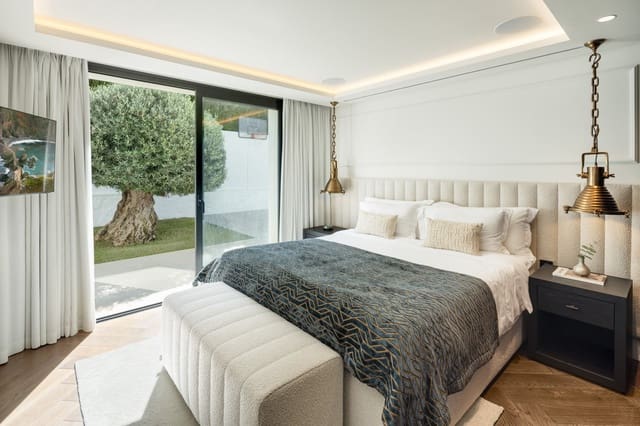 6 chambre Villa/Maison à vendre à Nueva Andalucia, Marbella avec piscine garage - 5 850 000 € (Ref: 9296738)