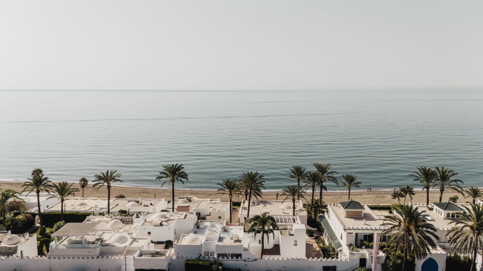 3 soveværelse Semi-Rækkehus til salg i Marbella med swimmingpool garage - € 5.995.000 (Ref: 9303338)