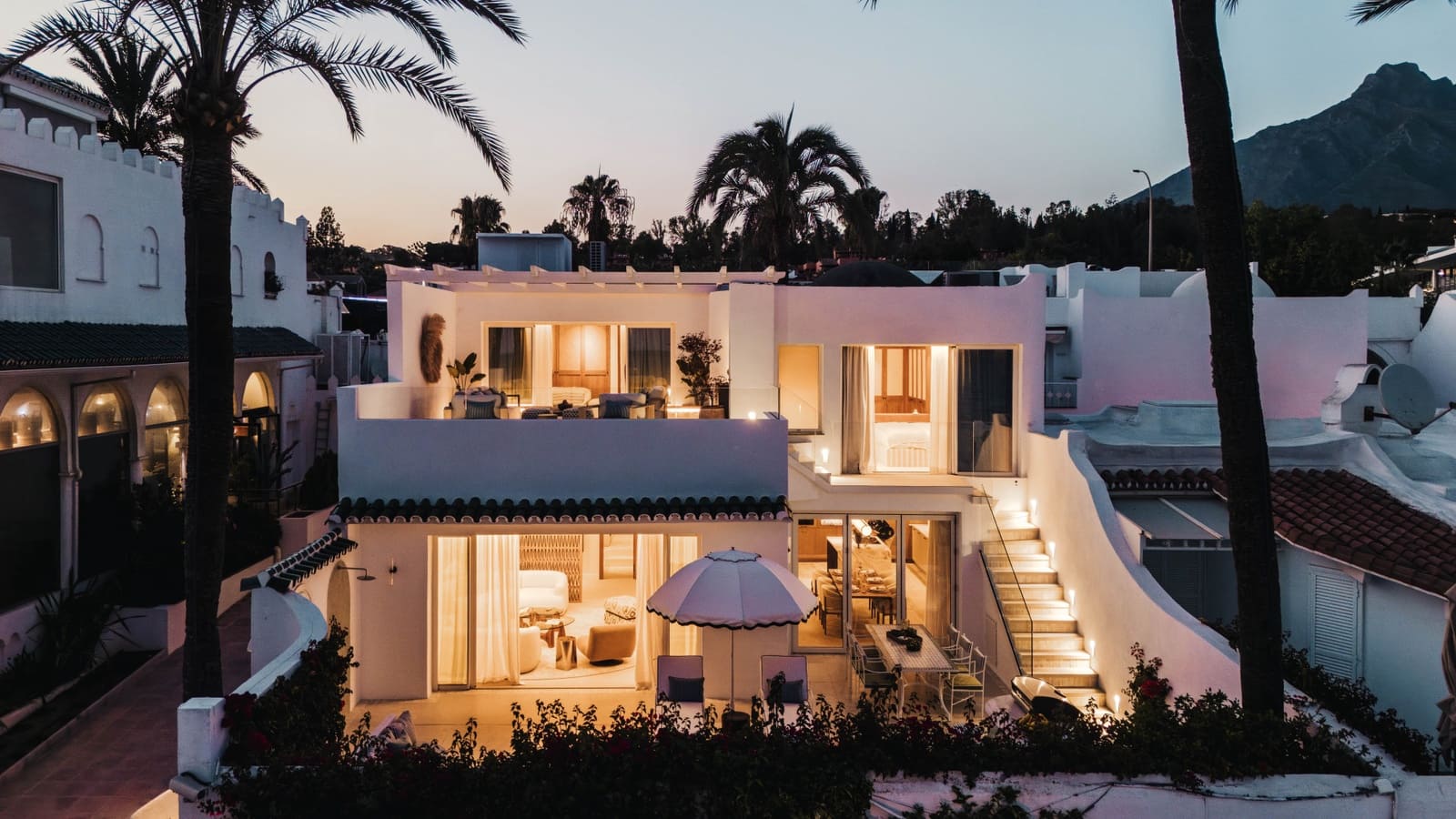 3 soveværelse Semi-Rækkehus til salg i Marbella med swimmingpool garage - € 5.995.000 (Ref: 9303338)