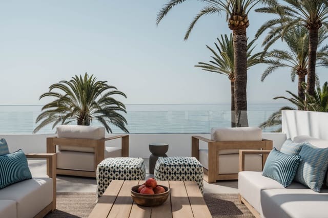 3 soveværelse Semi-Rækkehus til salg i Marbella med swimmingpool garage - € 5.995.000 (Ref: 9303338)