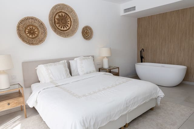 3 slaapkamer Huis te koop in Nueva Andalucia, Marbella met zwembad garage - € 1.499.000 (Ref: 9305095)