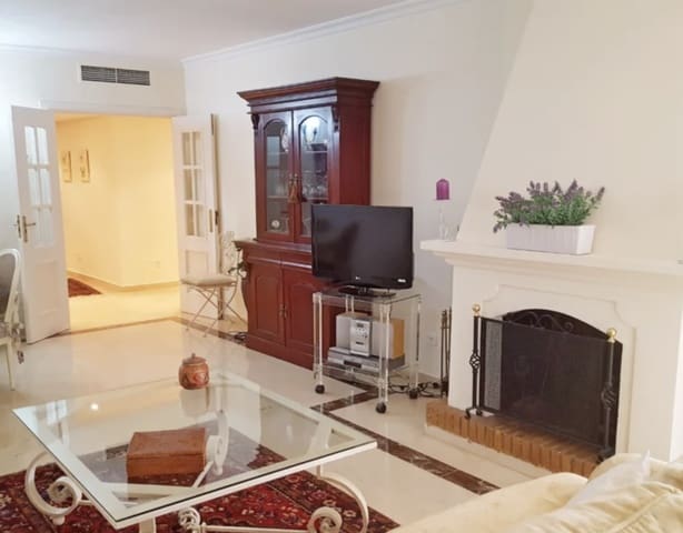 2 sovrum Lägenhet till salu i San Pedro de Alcantara, Marbella med pool garage - 795 000 € (Ref: 9306339)