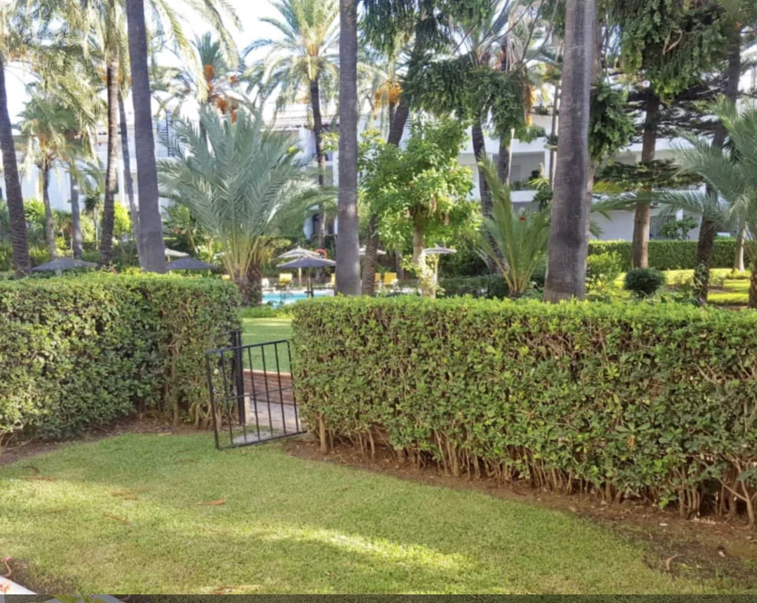 2 sovrum Lägenhet till salu i San Pedro de Alcantara med pool garage - 795 000 € (Ref: 9306339)