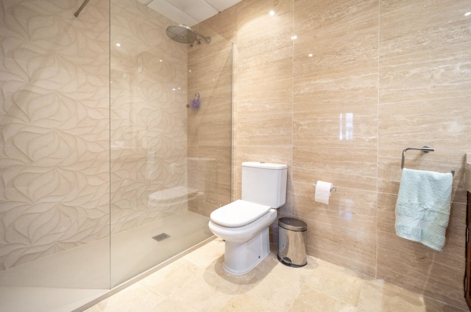 3 slaapkamer Halfvrijstaande villa te koop in Marbella met zwembad garage - € 675.000 (Ref: 9308409)