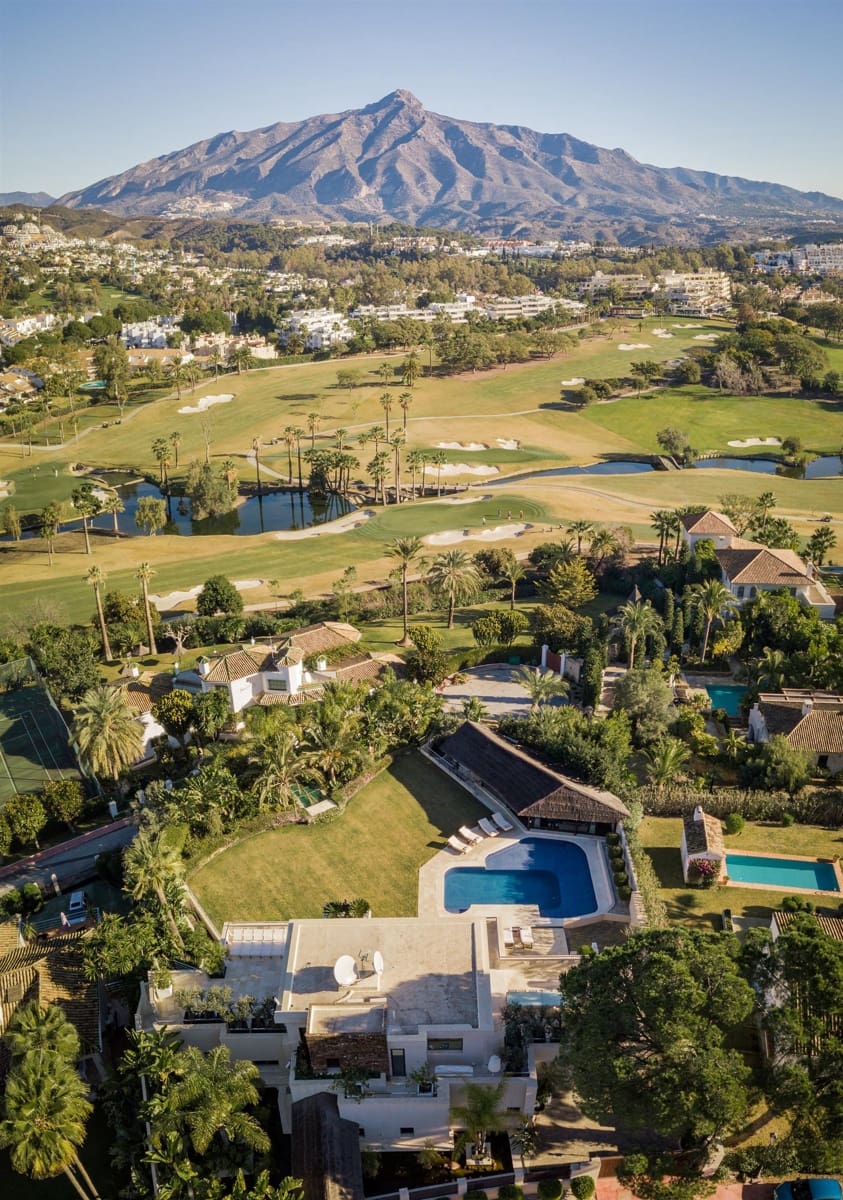 7 bedroom Villa for sale in Nueva Andalucia with pool garage - € 4,995,000 (Ref: 9308413)