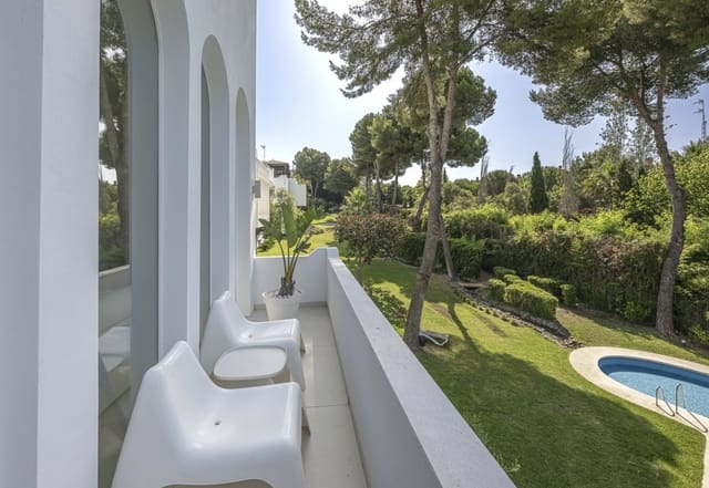 4 slaapkamer Villa te koop in Nueva Andalucia, Marbella met zwembad garage - € 2.570.000 (Ref: 9310748)