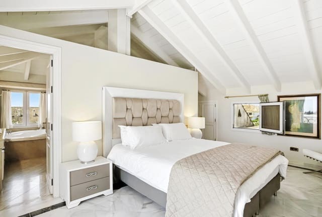 3 sovrum Takvåning till salu i Golden Mile, Marbella med pool garage - 1 975 000 € (Ref: 9312635)