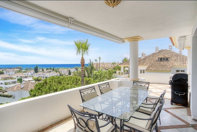 3 sovrum Takvåning till salu i Golden Mile, Marbella med pool garage - 1 975 000 € (Ref: 9312635)