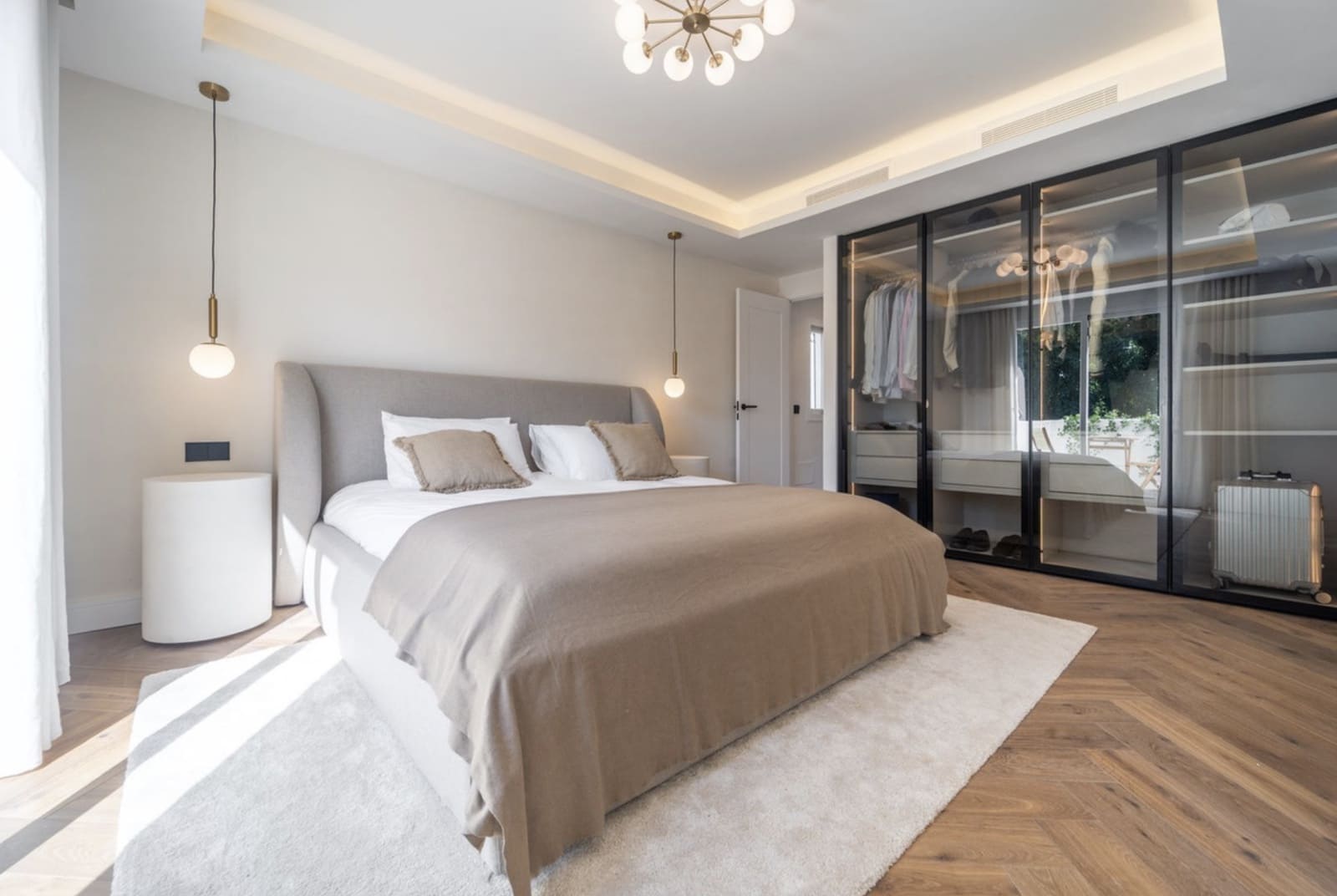 2 sovrum Hus till salu i Nueva Andalucia med pool garage - 795 000 € (Ref: 9312636)